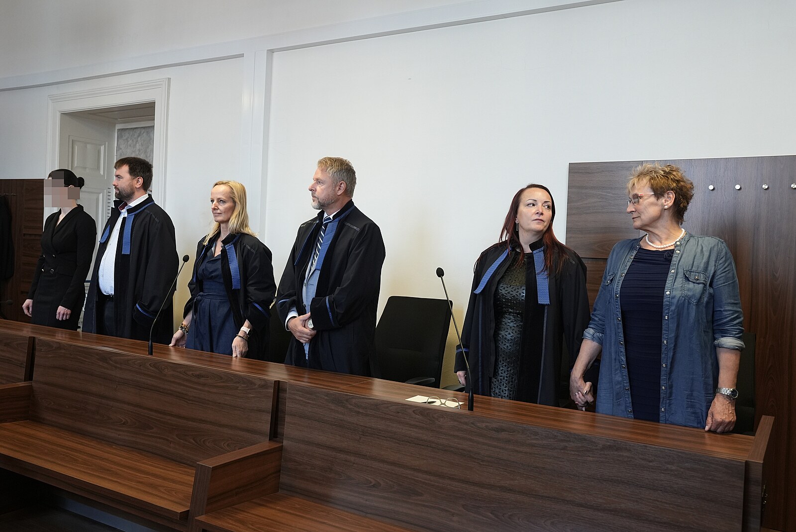 Seniorce a zubařce soud snížil tresty za vraždu vůdce kutnohorské sekty