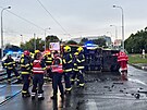 V Hostivai se po srce s jinm autem pevrtila sanitka. (15. ervna 2025)