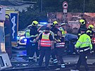 V Hostivai se po srce s jinm autem pevrtila sanitka. (15. ervna 2025)