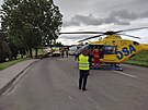 Auto u Litomyle dvku srazilo a odmrtilo na autobus. Transportovat ji musel...