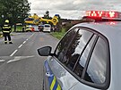 Auto u Litomyle dvku srazilo a odmrtilo na autobus. Transportovat ji musel...