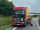 Silnice I/11 u Most u Jablunkova je kvli nehod neprjezdn. (16. ervna 2025)