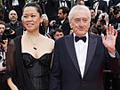 Tiffany Chenová a Robert De Niro na zahájení filmového festivalu v Cannes (13....
