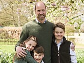 Princ William a jeho dti, princ George, princezna Charlotte a princ Louis na...