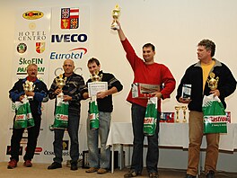 Dekorování vítz na první Agrotec rally Hustopee v roce 2005. Závod zaínal v...