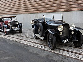Národní technické muzeum (NTM) v Praze otevelo výstavu historických automobil...