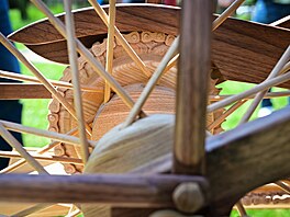 Truhlá� a motorká� Pavel Svoboda p�edstavil nový motocykl �Z 250 z roku 1938...