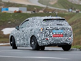 Maskovaný prototyp elektromobilu koda Epiq