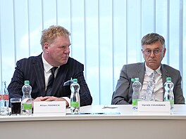 Do druhého kola volby generálního editele eské televize postoupili Milan...