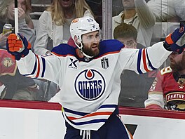 Leon Draisaitl z Edmonton Oilers rozhodl �tvrté finále NHL.