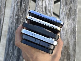 Apple iPhone 16e, Google Pixel 9a, Samsung Galaxy S24 FE, Nothing phone (3a)...