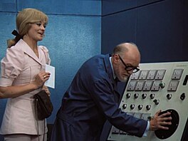 Jana Brejchová a Franti�ek Filipovský ve filmu Hodíme se k sob�, milá�ku...?...