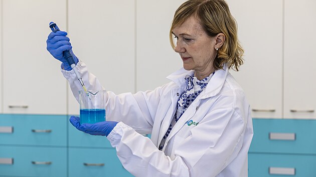 Vroba v brnnsk firm Cosmonde, kter je nejvtm vrobcem kosmetiky v esku i na Slovensku. (erven 2025)