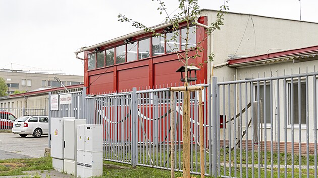 Stvajc hasisk stanice na okraji brnnskho vstavit u Bauerovy ulice. Hasii v, e se brzy dokaj nov. (erven 2025)