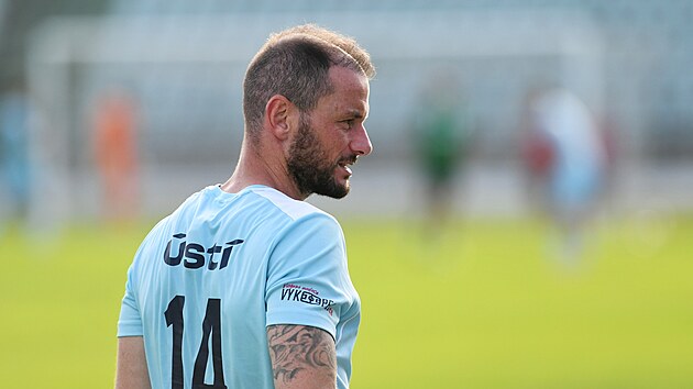 Ústecký Pavel Moulis b�hem zápas� s regionálními rivaly Baník Most-Sou�.