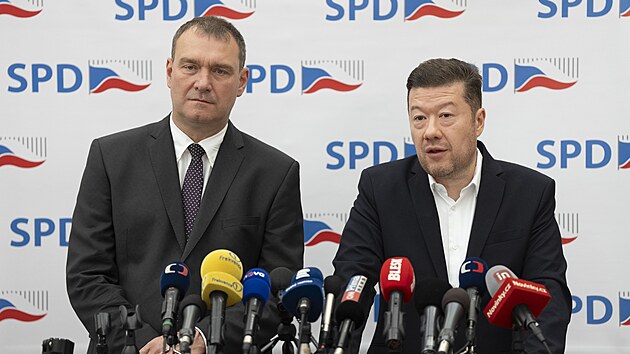 Tiskov konference SPD s Tomiem Okamurou a Radimem Fialou. (17. ervna 2025)