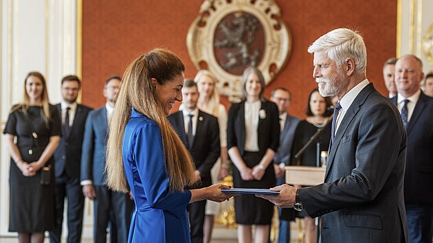Prezident Petr Pavel jmenoval Evu Decroix z ODS ministryn spravedlnosti. (10. ervna 2025)