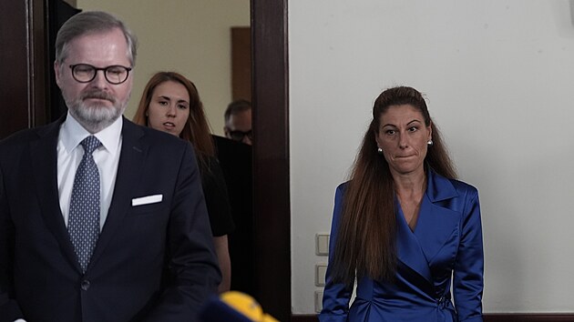 Pedseda vldy Petr Fiala uvedl novou ministryni spravedlnosti do adu. (10....