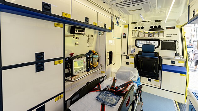 Prask zdravotnick zchrann sluba dostala nov sanitky. (19. ervna 2025)