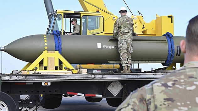 GBU-57 E/B Massive Ordnance Penetrator