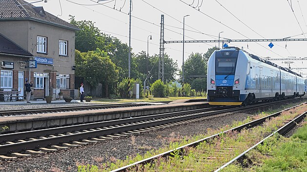 Tra v Hustopech ponien havri vlaku s benzenem je znovu v provozu. (16. ervna 2025)