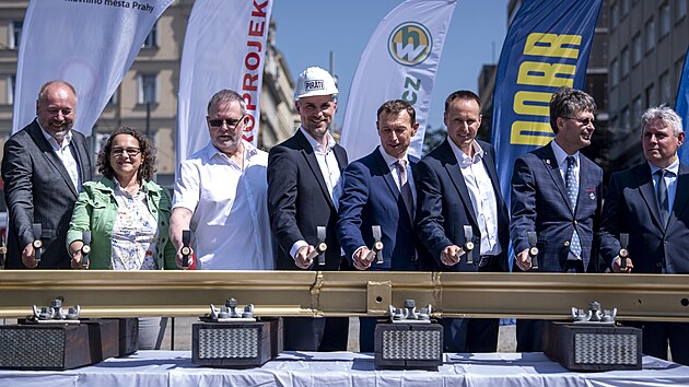 Slavnostn zahjen stavby tramvajov trat Muzeum.  Zdenk Hib. (12. ervna 2025)