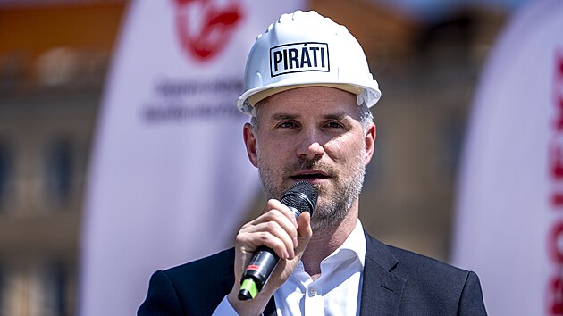 Slavnostn zahjen stavby tramvajov trat Muzeum.  Zdenk Hib. (12. ervna 2025)