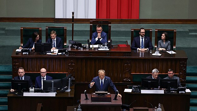 Polsk premir Donald Tusk v parlamentu (11. ervna 2025)