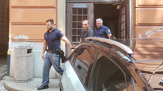Josef Kaa dostal u Krajskho soudu v Brn sedmilet trest za znsilnn opil dvanctilet dvky na zchodech hlavnho brnnskho ndra. (10. ervna 2025)