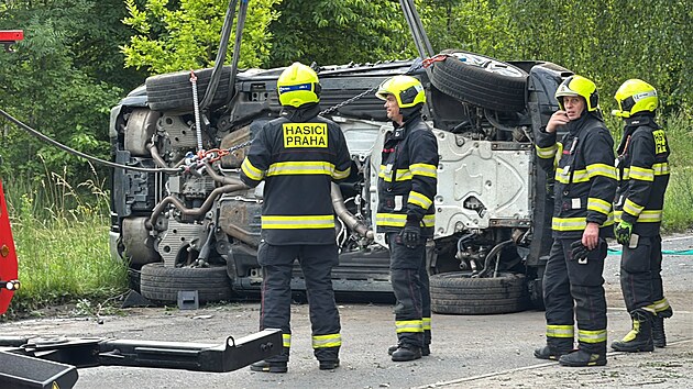Havrie vozidla zablokovala Touimskou ulici v Praze. (19. ervna 2025)