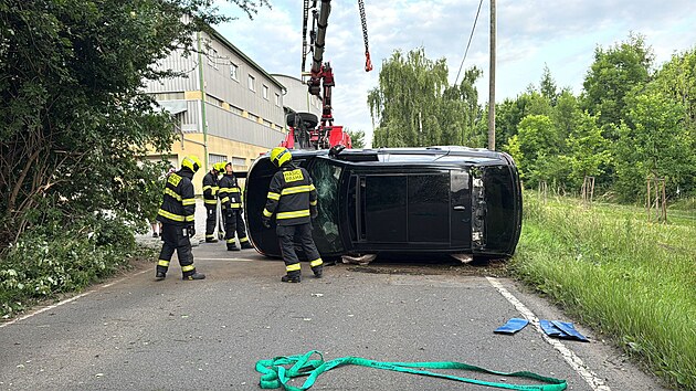Havrie vozidla zablokovala Touimskou ulici v Praze. (19. ervna 2025)