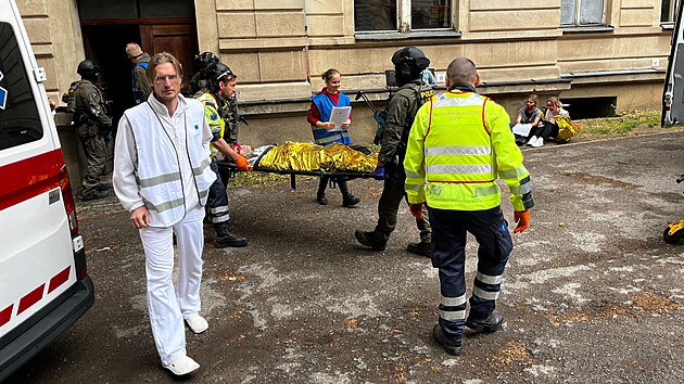 Veobecn fakultn nemocnice v Praze simulovala tok stelce. (22. kvtna 2025)