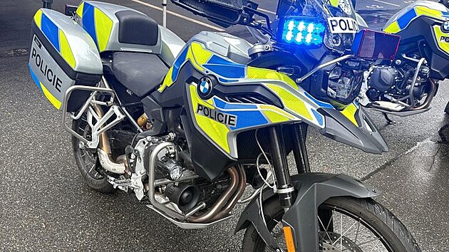 Veden prask policie podilo ti motorky, na nich budou v pohotovostn jednotce nov slouit policist. (16. ervna 2025)