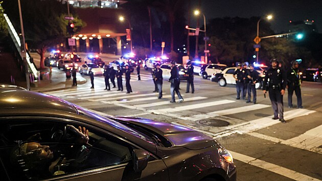 V centru Los Angeles pokrauj protesty proti federlnm imigranm ztahm. (11. ervence 2025)
