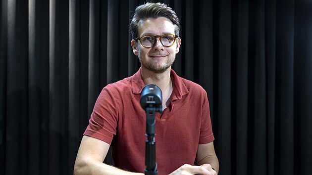 Hostem podcastu NA KAFI byl spoluzakladatel psychoterapeutick platfotmy Hedepy Luk Kril