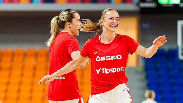 �eské reprezentantky Gabriela And�lová (vlevo) a Kate�ina Zeithammerová se...