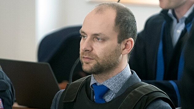 Bval prim Vojtch . stanul u soudu. Sttn zstupce ho vin z vrady mlad lkaky a z pokusu o vradu a znsilnn druh eny. (16. ervna 2025)