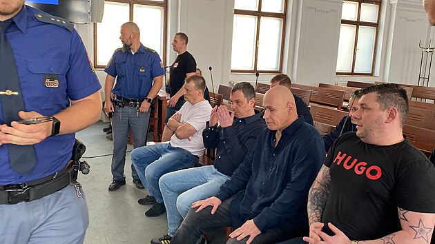 lenov drogovho gangu u Krajskho soudu v Plzni. (18. ervna 2025)