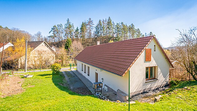 Hlavn, Vestary-Menice, okres Praha-vchod