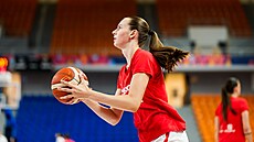Emma echová ped zápasem s ernou Horou.