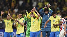 Radost brazilských fotbalist� poté, co získali jistou ú�ast na mistrovství...