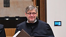 Bývalý soudce Ústavního soudu David Uhlí se stal koordinátorem pro objasování...