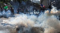 Demonstrace odprc prezidenta Donalda Trumpa ve stovkách amerických mst pod...