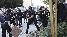 Protesty v americkém Los Angeles proti Trumpov migraní politice (11. ervna...
