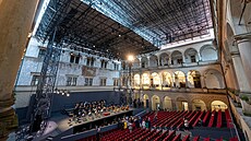 Smetanový sál, jak novou scénu po�adatelé festivalu Smetanova Litomy�l...