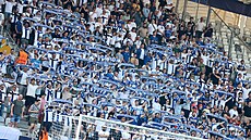 Fanou�ci Finska v zápase Finsko - Ukrajina v Ko�icích b�hem Eura do 21 let.