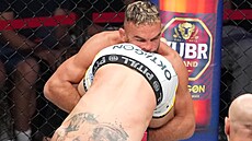 Ivan Buchinger porazil na Oktagonu v Edenu Vlada Lengála. Ve 2. kole ho uškrtil.