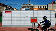 Výdejní boxy spole�nosti Zásilkovna na �eskobud�jovické k�i�ovatce ulic...