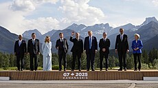 Pedstavitelé G7 na jednání v Kanad. Trump mezi britským a kanadským...