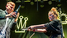 Zpvaka Iva Mareová s kapelou Razam a hradeckou Filharmonií poktila album Na...